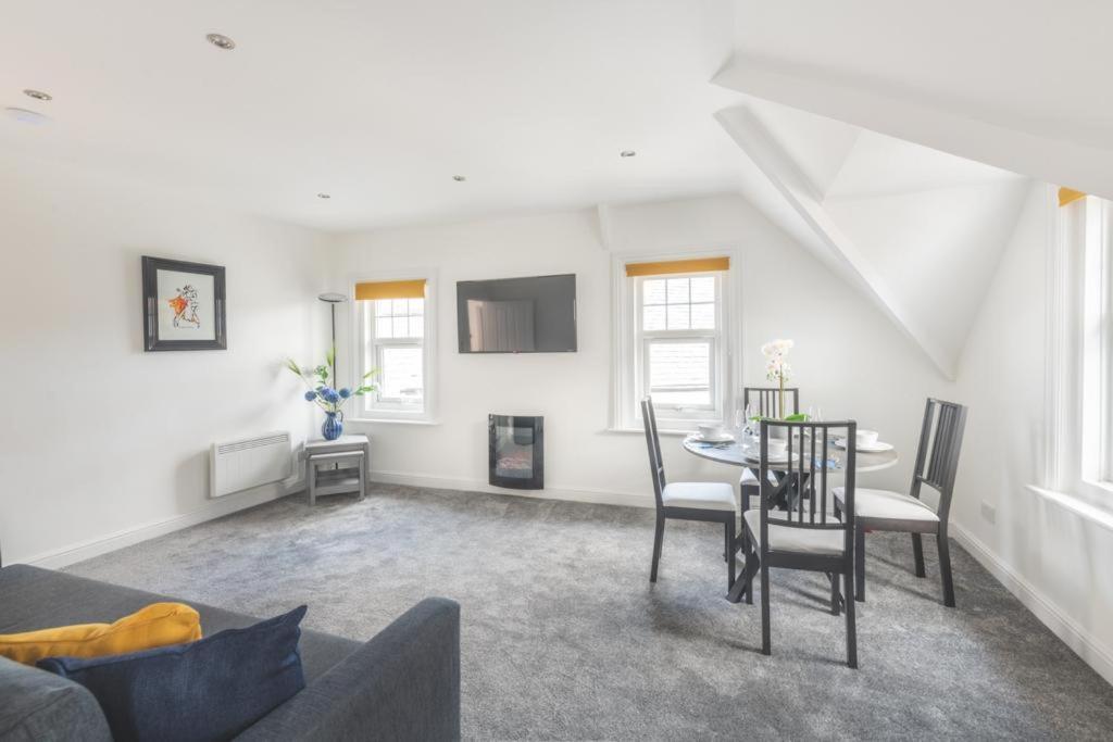 Coast View Luxury Apartment Lyme Regis Esterno foto