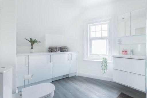 Coast View Luxury Apartment Lyme Regis Esterno foto