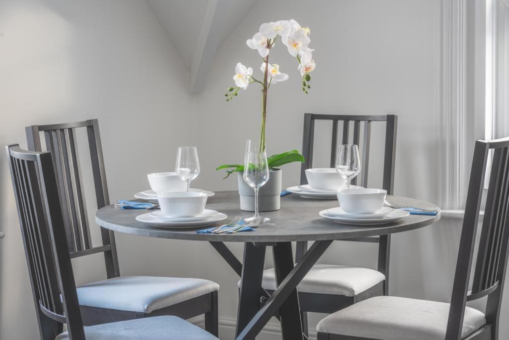 Coast View Luxury Apartment Lyme Regis Esterno foto